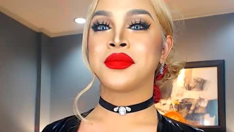 UrMajestyTyra online show from February 13, 2025, 11:26 pm