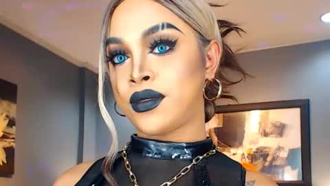 UrMajestyTyra online show from February 15, 2025, 7:16 am