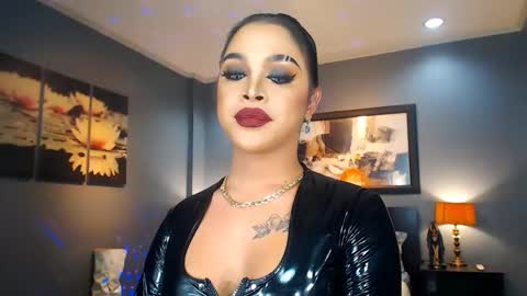 UrMajestyTyra online show from March 2, 2025, 6:37 am