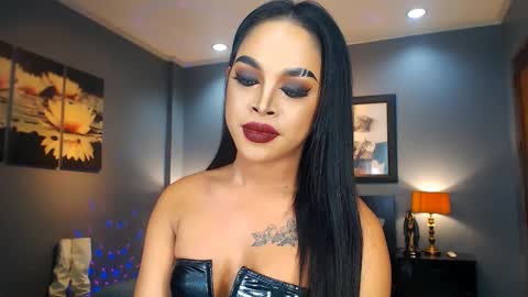 UrMajestyTyra online show from March 5, 2025, 7:27 am