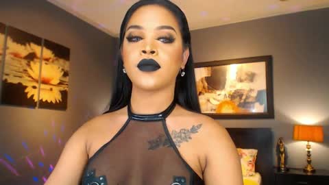 Snapshot of urmajestytyra chatting on April 23, 2026, 1:07 am UrMajestyTyra online show from April 23, 2026, 1:07 am