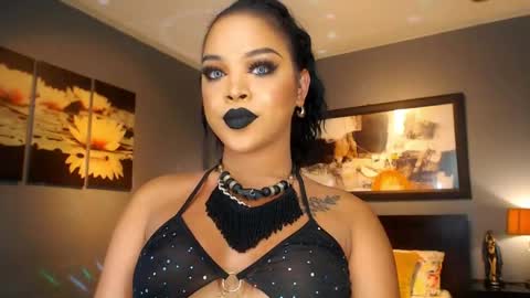 Snapshot of urmajestytyra chatting on May 1, 2026, 1:54 am UrMajestyTyra online show from May 1, 2026, 1:54 am