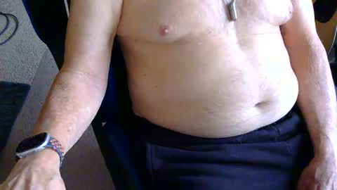 urmilkman online show from February 1, 2026, 8:51 pm