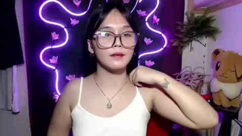 Pia online show from October 29, 2025, 10:44 pm