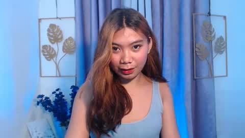 urpinay_sandra69 online show from February 19, 2026, 6:37 pm