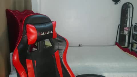 Snapshot of urprettyjaninexxx chatting on January 11, 2025, 5:20 am Janine online show from January 11, 2025, 5:20 am