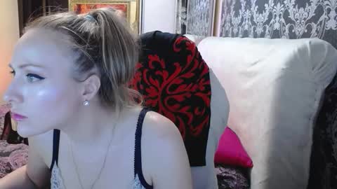 UrSecretTreasure88 online show from February 25, 2026, 11:42 am