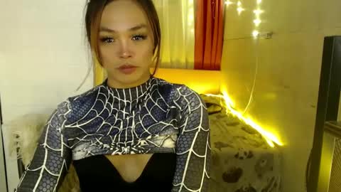 Snapshot of ursexy_debra chatting on December 13, 2024, 5:49 am TYRA online show from December 13, 2024, 5:49 am