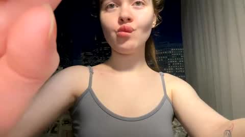 Hannah online show from December 31, 2024, 2:14 pm