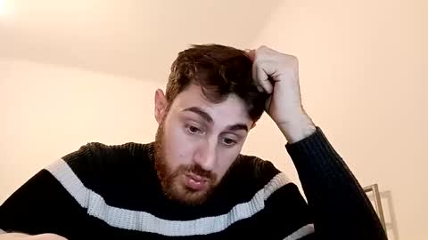 ursweetdreamx online show from December 19, 2025, 2:24 pm