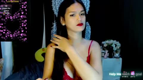 Snapshot of urthai_hotfilipinax chatting on December 24, 2024, 11:33 pm angel online show from December 24, 2024, 11:33 pm
