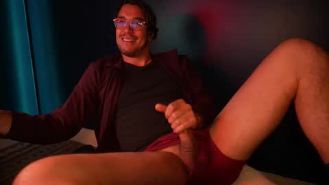 Snapshot of userinca chatting on October 22, 2025, 1:28 am Hi online show from October 22, 2025, 1:28 am