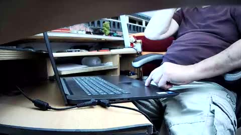 uwe1804 online show from June 5, 2026, 9:48 am