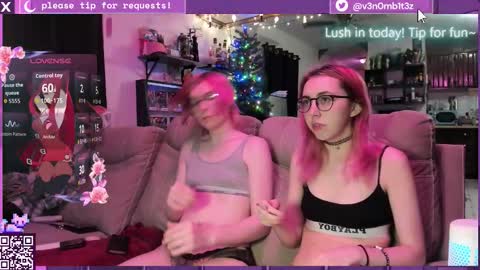 Snapshot of v3n0mb1t3z chatting on December 18, 2025, 12:06 am kermit online show from December 18, 2025, 12:06 am