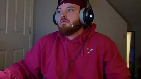 v_for_veng online show from March 1, 2025, 8:02 am