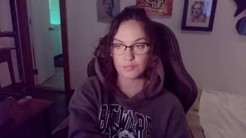 vagelicious online show from October 8, 2025, 11:30 am