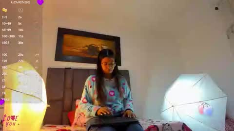 Vahiolet smith online show from February 10, 2026, 3:10 am