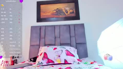 Vahiolet smith online show from March 21, 2026, 3:44 am