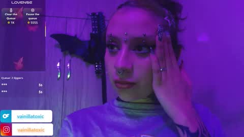 Vainilla Independent model online show from March 6, 2026, 1:35 am