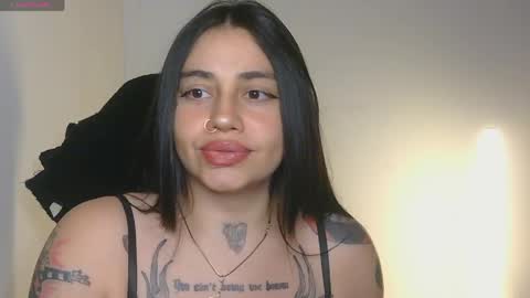 Snapshot of val_bardot1 chatting on May 6, 2026, 3:46 am first of all... who are u online show from May 6, 2026, 3:46 am