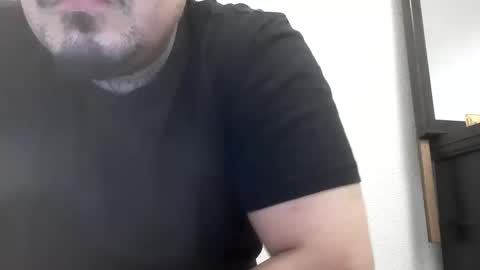 Snapshot of valdovinosr345 chatting on January 7, 2026, 12:29 pm Daddy 007 online show from January 7, 2026, 12:29 pm