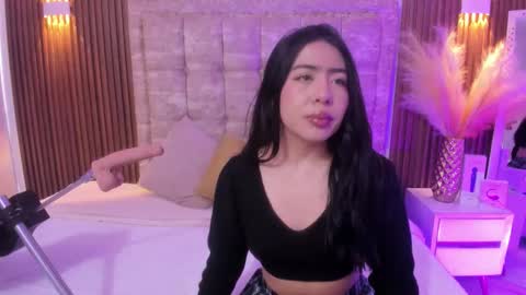 Snapshot of valecute_ chatting on February 24, 2026, 12:36 pm Vale online show from February 24, 2026, 12:36 pm