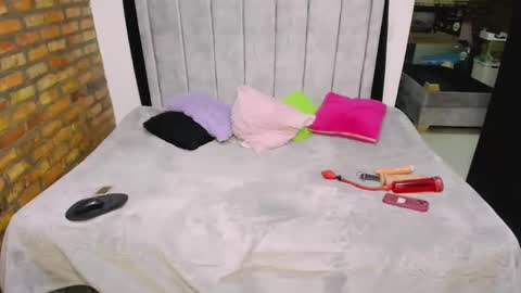 Valentina online show from November 2, 2025, 11:07 pm