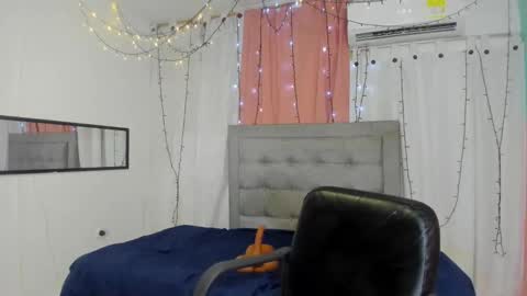 Valentina online show from January 24, 2025, 4:16 am