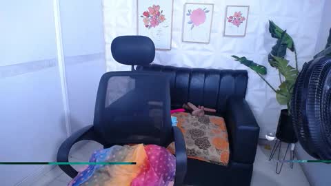 Valentina  online show from March 13, 2026, 8:59 pm