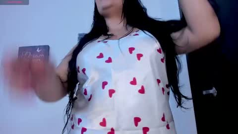 valentina_owens online show from April 22, 2026, 12:39 pm