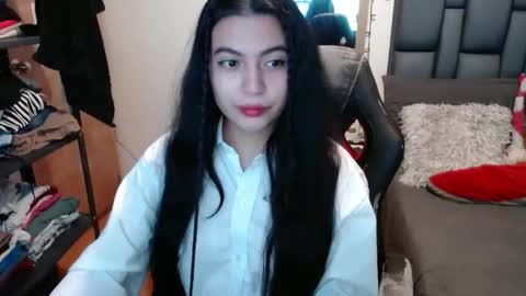 Snapshot of valentinasmith18 chatting on February 2, 2026, 5:44 pm valentinasmith18 online show from February 2, 2026, 5:44 pm