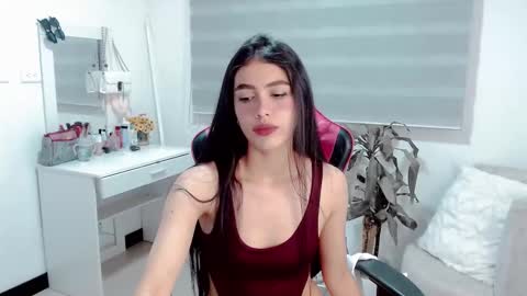 Valentina  online show from March 11, 2026, 6:08 am