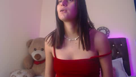 V A L E N T I N I online show from February 27, 2026, 8:31 pm