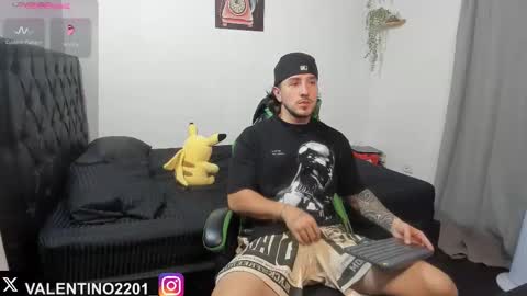 valentino online show from November 26, 2025, 2:23 am