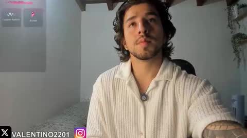 valentino online show from November 28, 2025, 12:57 am