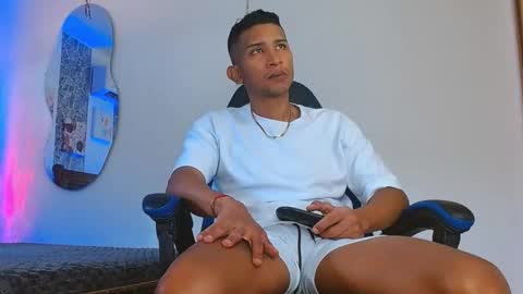 Mistery Guy online show from November 7, 2025, 3:45 pm