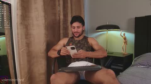 Valentino online show from November 11, 2025, 9:15 pm