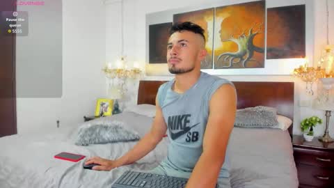  Valentinos  online show from September 29, 2025, 8:13 pm