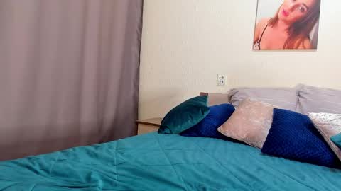 Kate online show from November 5, 2025, 1:49 am