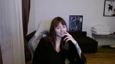 Valentina online show from October 28, 2025, 4:09 pm