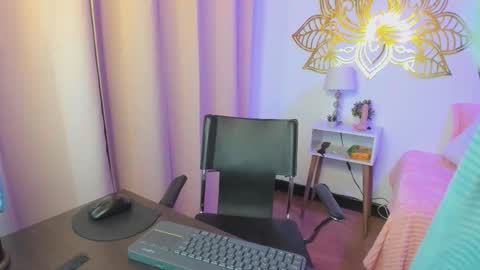 Valery And Daniel online show from October 12, 2025, 12:53 am