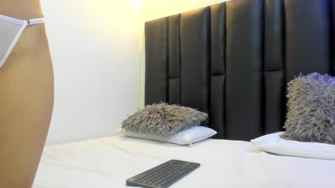 valeri_tafur online show from February 2, 2025, 10:57 am