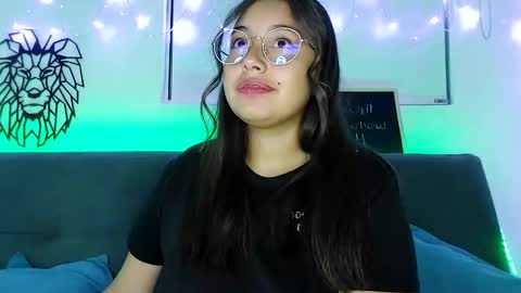 valeria online show from October 6, 2025, 10:02 am