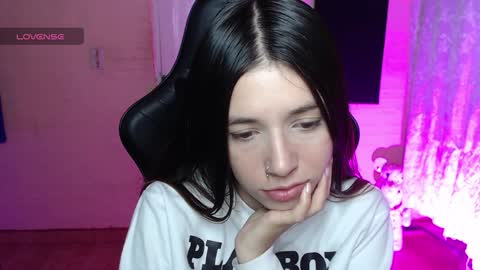   online show from February 5, 2025, 5:41 am