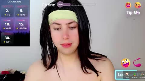 valeriagill_ online show from December 18, 2025, 10:38 pm