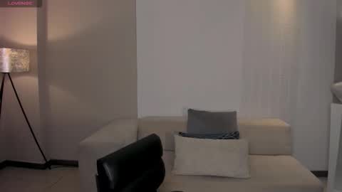 VALERIA ROSSI  online show from February 19, 2026, 12:12 pm