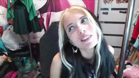 Snapshot of valeriaxkiss chatting on December 3, 2025, 8:40 pm ValeriaXKiss online show from December 3, 2025, 8:40 pm