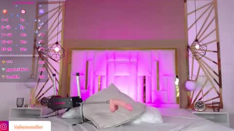 Valerie  online show from December 5, 2025, 8:34 am