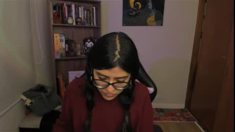 Snapshot of valerie__sky chatting on February 4, 2026, 3:12 am Val online show from February 4, 2026, 3:12 am