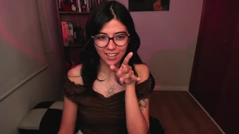 Snapshot of valerie__sky chatting on June 2, 2026, 2:46 am Val online show from June 2, 2026, 2:46 am